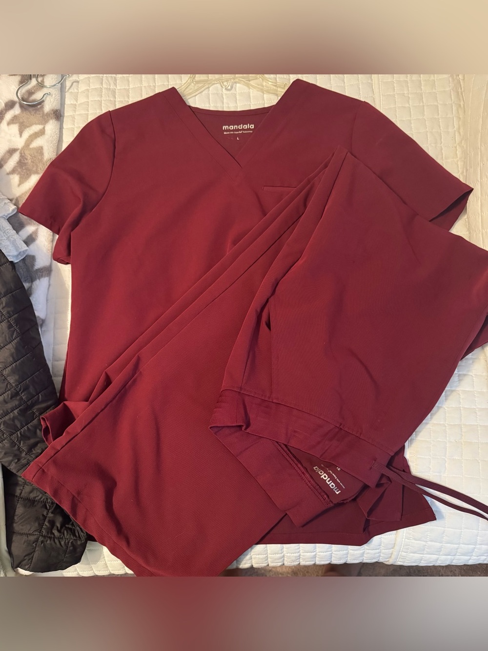 Mandala Women’s V-Neck Scrub Set in Burgundy